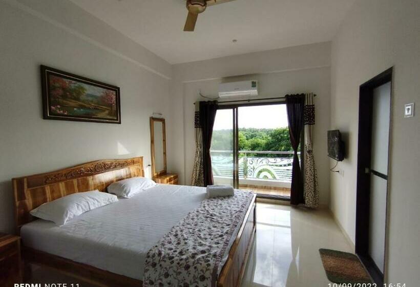 Отель Kavijay Sea View