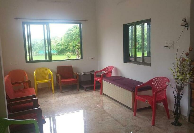 Отель Kavijay Sea View