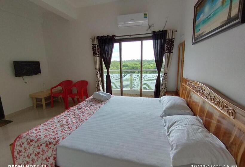 Отель Kavijay Sea View