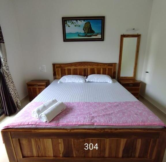 Отель Kavijay Sea View