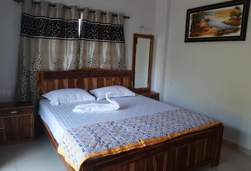 Отель Kavijay Sea View