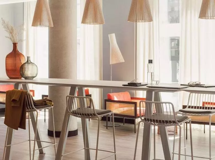 Okko Hotels Paris La Défense