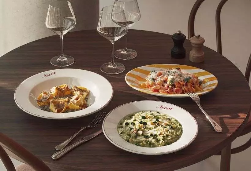 Okko Hotels Paris La Défense