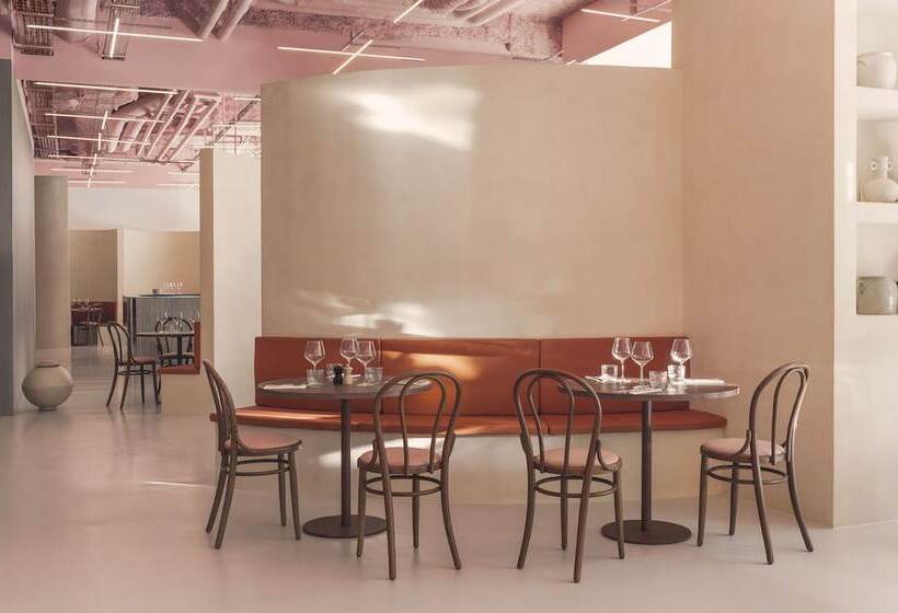 Okko Hotels Paris La Défense