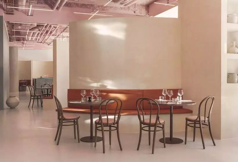 Okko Hotels Paris La Défense