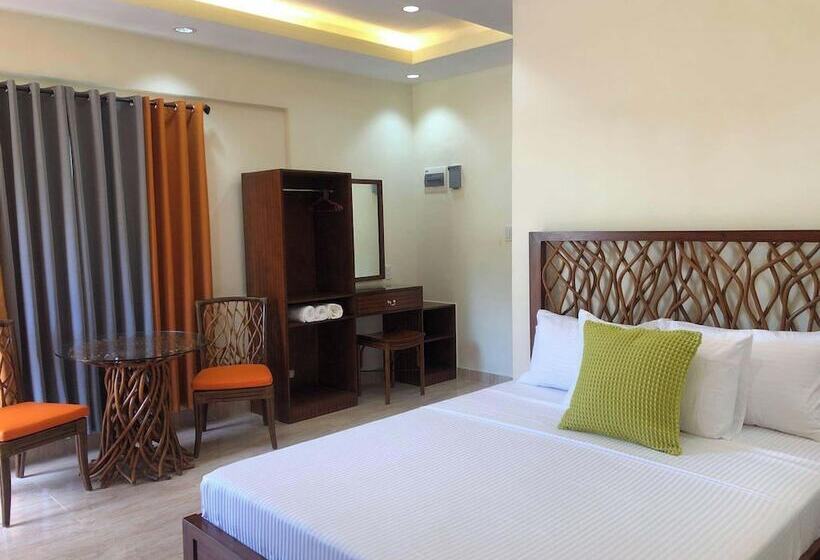 هتل Pmg Islandscape Resort