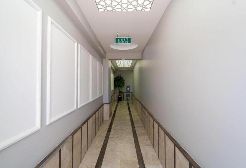 Kumbağ şehri̇ Saray Apart Otel