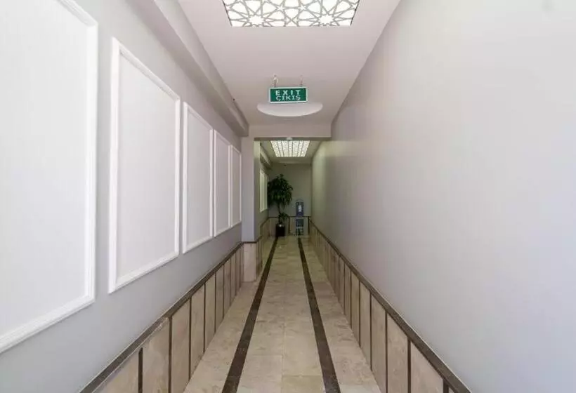 Kumbağ şehri̇ Saray Apart Otel