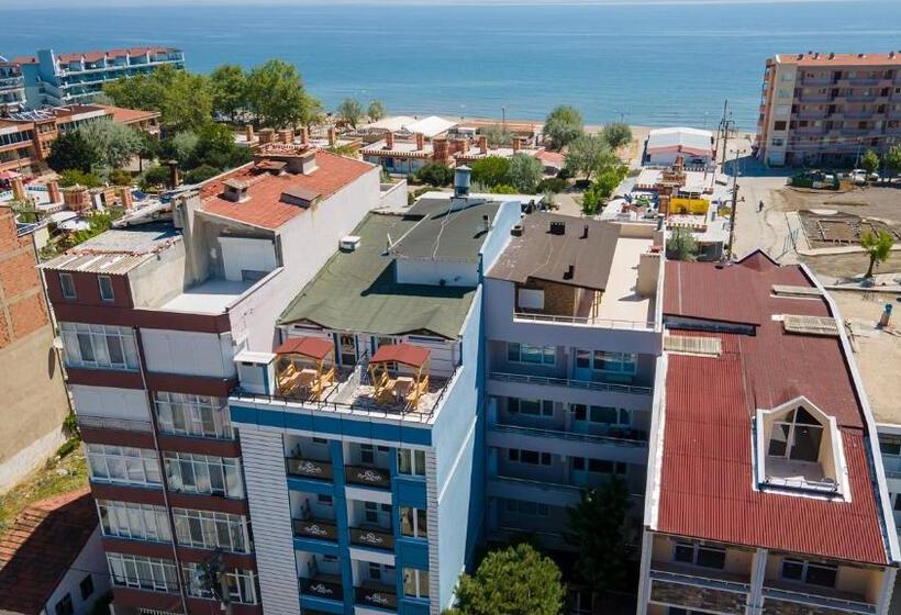Kumbağ şehri̇ Saray Apart Otel