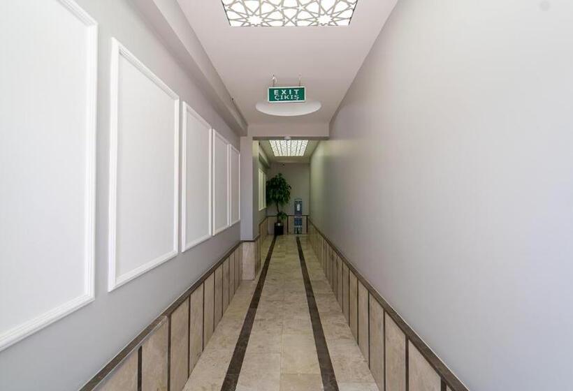 Kumbağ şehri̇ Saray Apart Otel