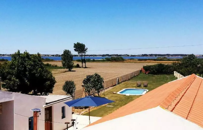 Majatalo Bloomoon House