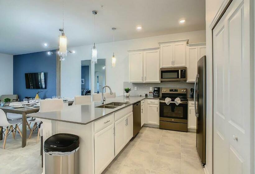 Amazing 2br Condo With 2 Clubhouses & Private Game Room