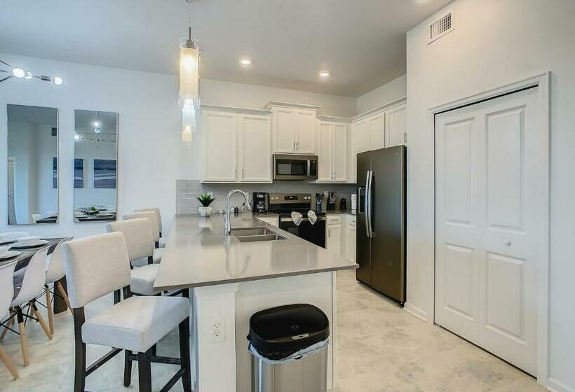 Amazing 2br Condo With 2 Clubhouses & Private Game Room