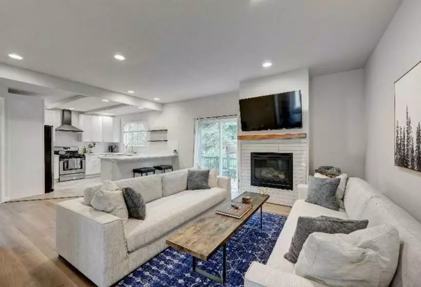 420 Luxury Retreat