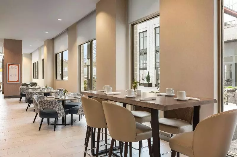 هتل Hilton Garden Inn Nashville West End Avenue
