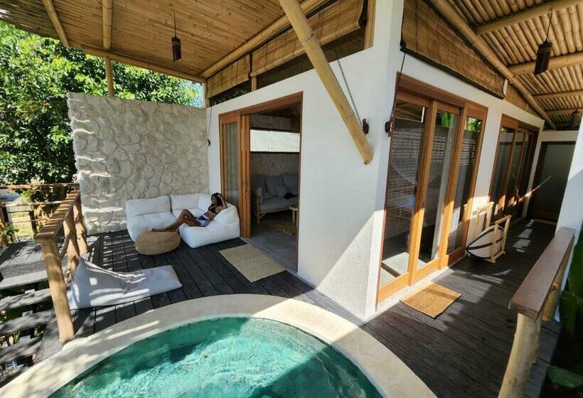 בית מלון כפרי Jellyfish Villas Bingin Beach