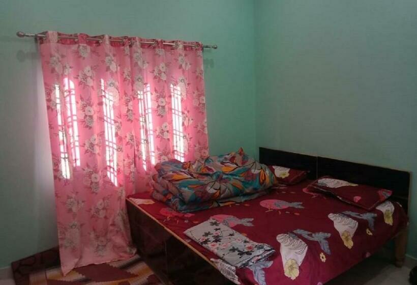 פנסיון Vijeta Luv Kush Guesthouse By Stayapart