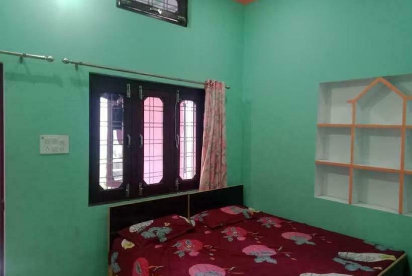 פנסיון Vijeta Luv Kush Guesthouse By Stayapart