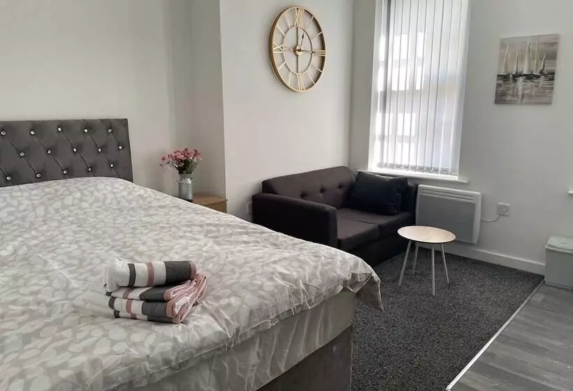 Bv Comfy Budget Studio At Quebec Street Bradford