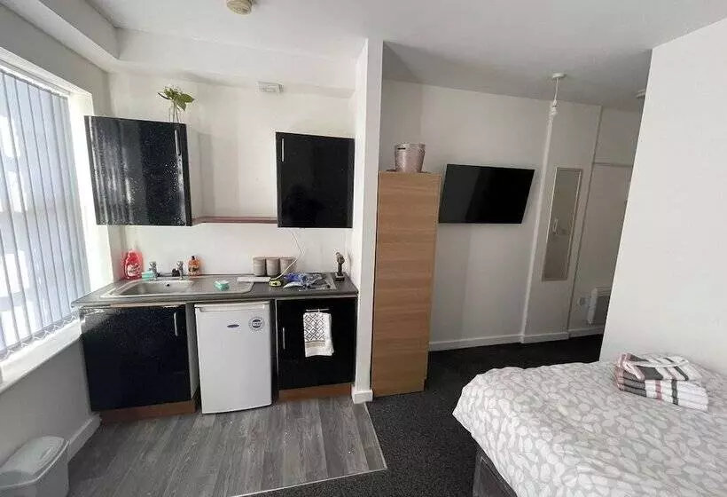 Bv Comfy Budget Studio At Quebec Street Bradford