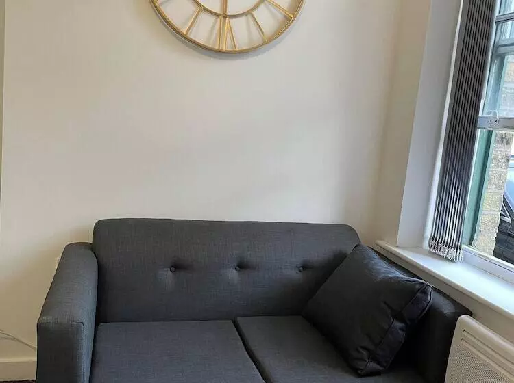 Bv Comfy Budget Studio At Quebec Street Bradford