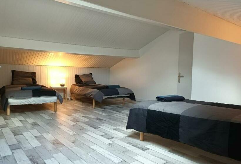 Gite De Vauvressix Proche Plage De La Loire