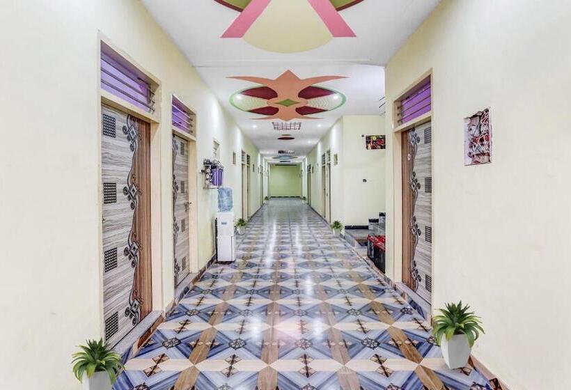 Hotel Flagship K D Guest House