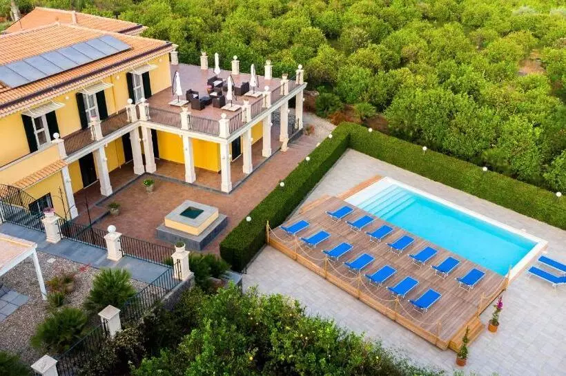 هتل Zahra Agriturismo