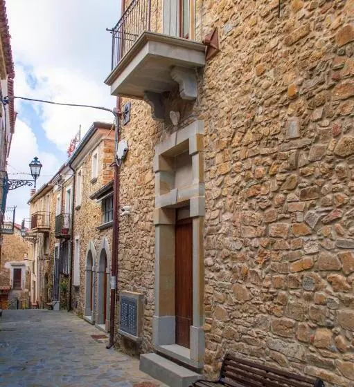 Majatalo Palazzo Iaquinta   Rooms, Restaurant & Wellness