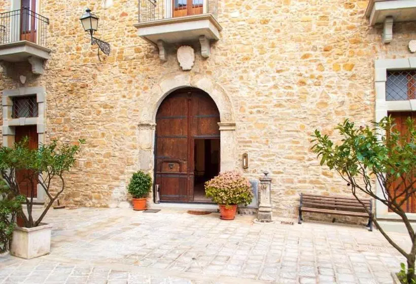 Majatalo Palazzo Iaquinta   Rooms, Restaurant & Wellness