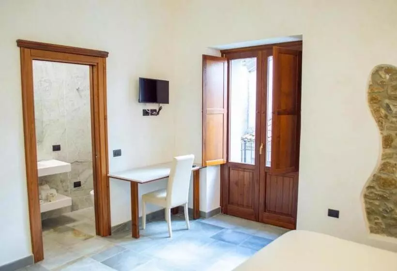 Majatalo Palazzo Iaquinta   Rooms, Restaurant & Wellness