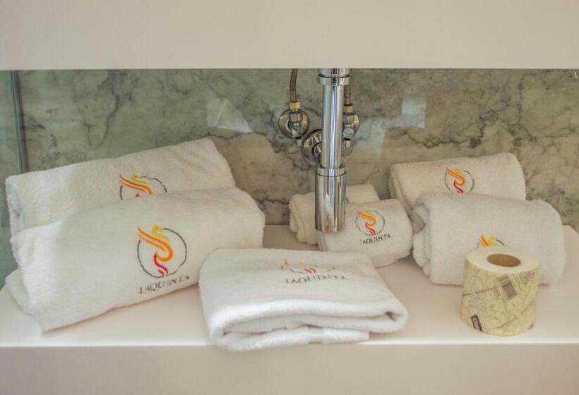 بنسيون Palazzo Iaquinta   Rooms, Restaurant & Wellness