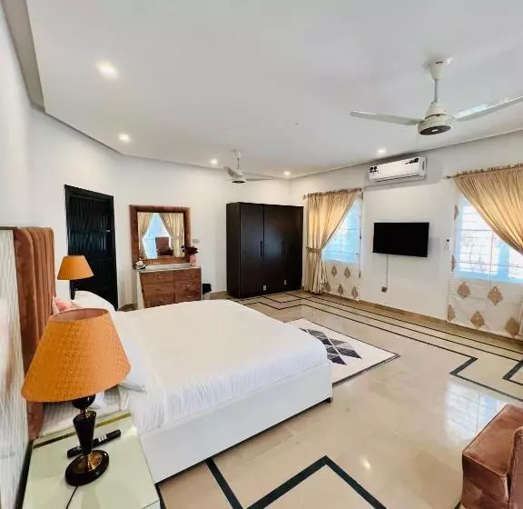 پانسیون The Gateway Islamabad