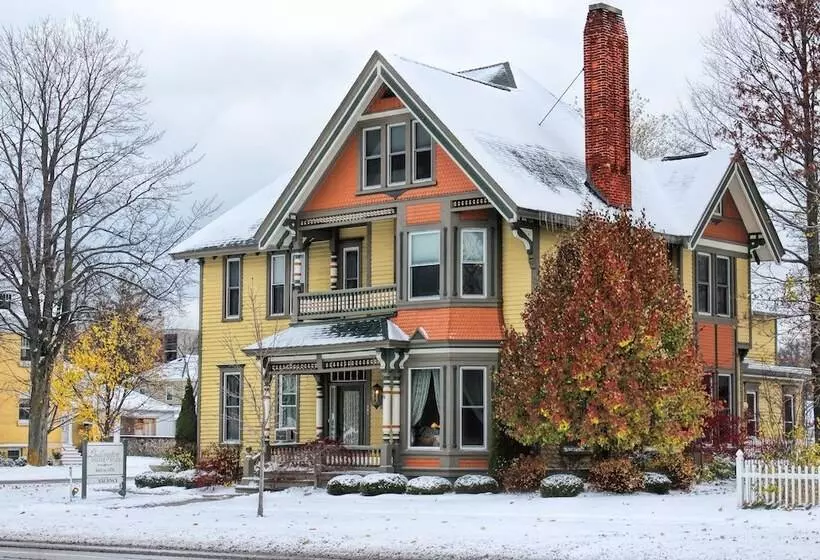 Bed and Breakfast The Ludington House