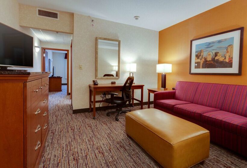בית מלון כפרי Drury Inn & Suites St. Louis Forest Park