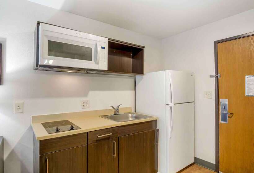 فندق Extended Stay America Select Suites  Charleston  Ashley Phosphate Rd