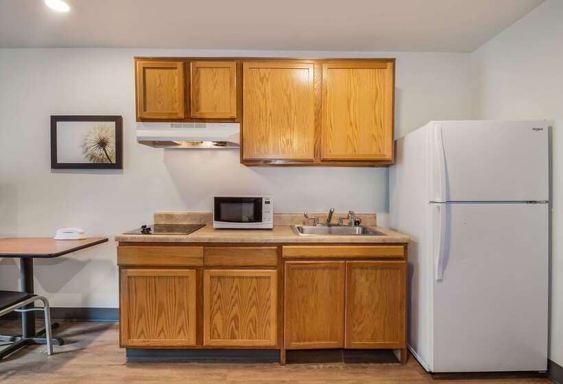 فندق Extended Stay America Select Suites  Charleston  Ashley Phosphate Rd