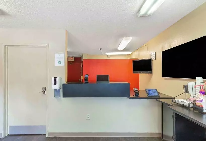 酒店 Extended Stay America Select Suites Greensboro Wendover Ave Big Tree Way
