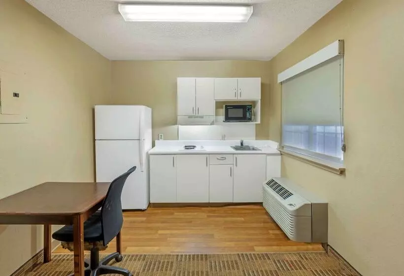 酒店 Extended Stay America Select Suites Greensboro Wendover Ave Big Tree Way