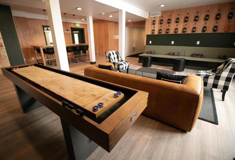 هتل Loge Leavenworth Downtown