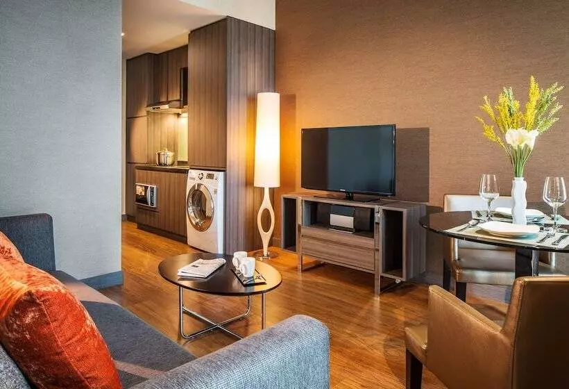 هتل Park Avenue Changi