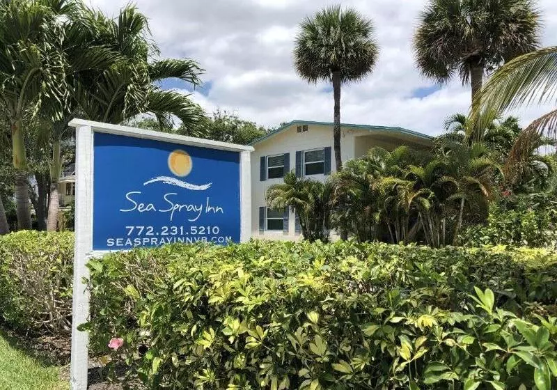 ホテル Seaspray Surf Lodge