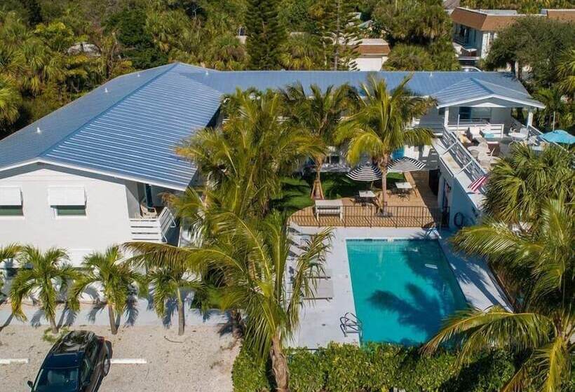 호텔 Seaspray Surf Lodge