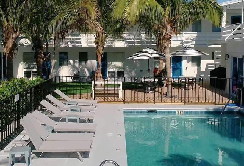 호텔 Seaspray Surf Lodge