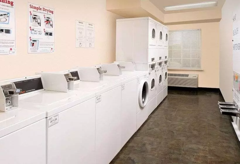 酒店 Woodspring Suites Kansas City Lenexa