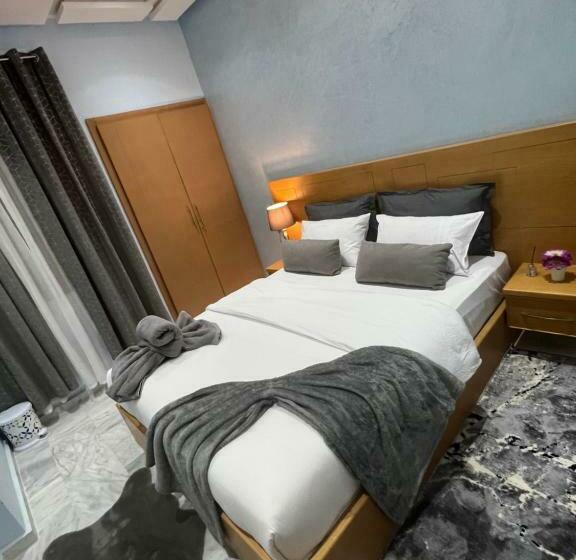 Antonios Luxury Apartments