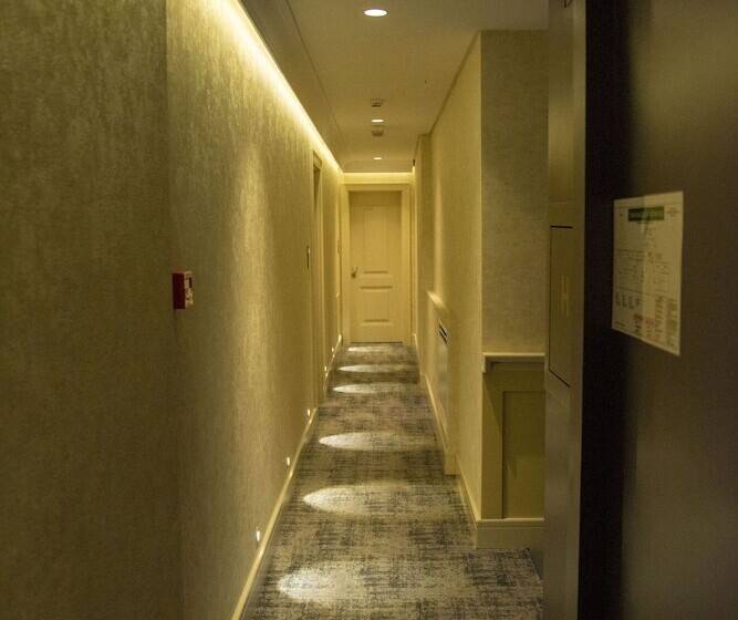 هتل H41 Luxury Suites