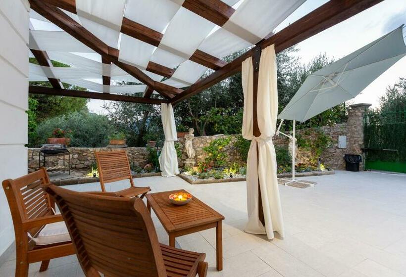 Il Mulino Luxury House