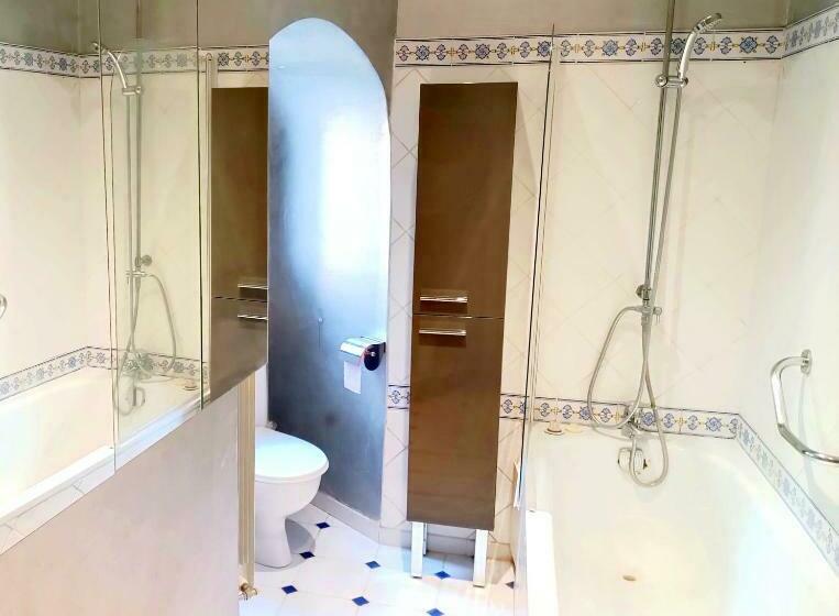 La Bastide Du Chateau Charme Piscine