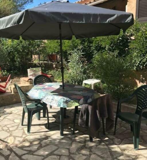 Appartement  Dans Le Domaine Du Capitou Fréjus